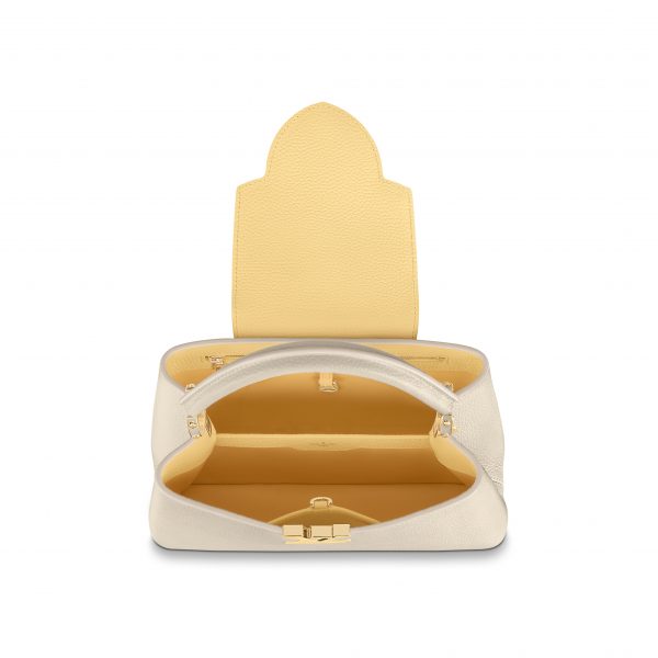Louis Vuitton M59883 Capucines MM Cream