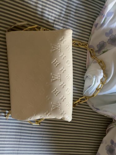 Louis Vuitton M21262 Coussin PM Cream photo review