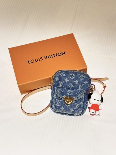 Louis Vuitton M82948 Fairfax Pochette Denim Blue photo review